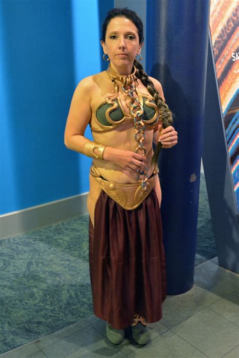 Slave Leia Cosplay